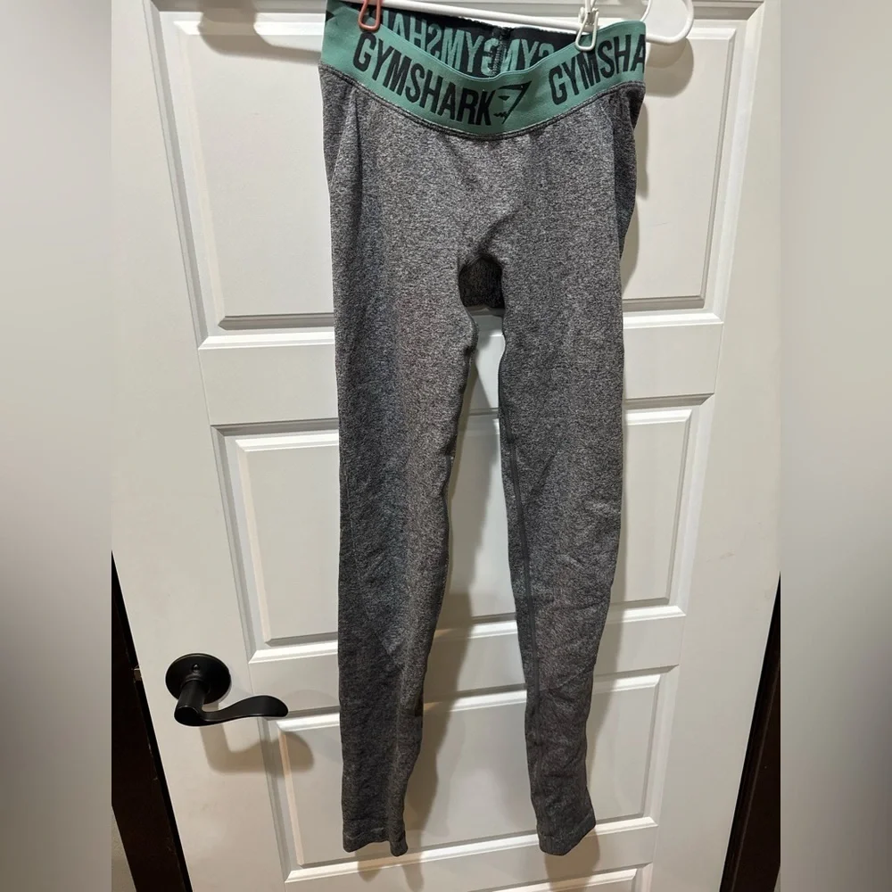 Gymshark Women's Gray Leggings | Workout| Gym | Athleisure|